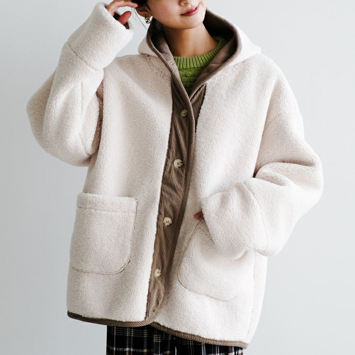 上品♡23区 フード付きコート 秋 冬 アイボリー レディース 38サイズ 上品♡23区 フード付きコート 秋 冬 アイボリー レディース 38サイズ