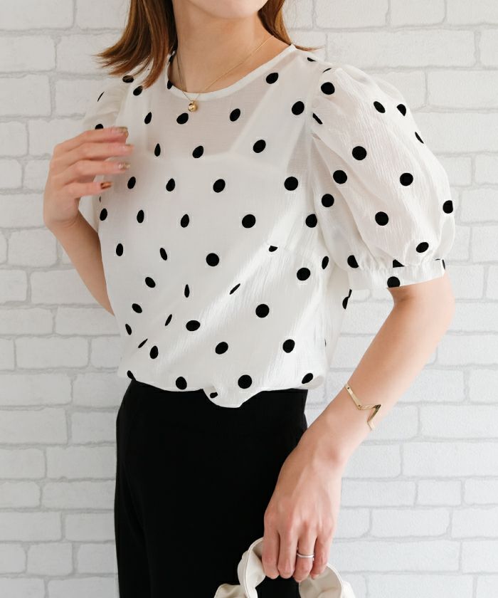 ドット柄シアーブラウス レディース｜パフスリーブで華奢見え